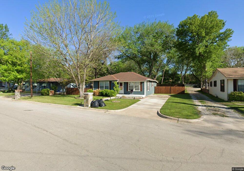 617 Jameson St, Weatherford, TX 76086 - photo 1