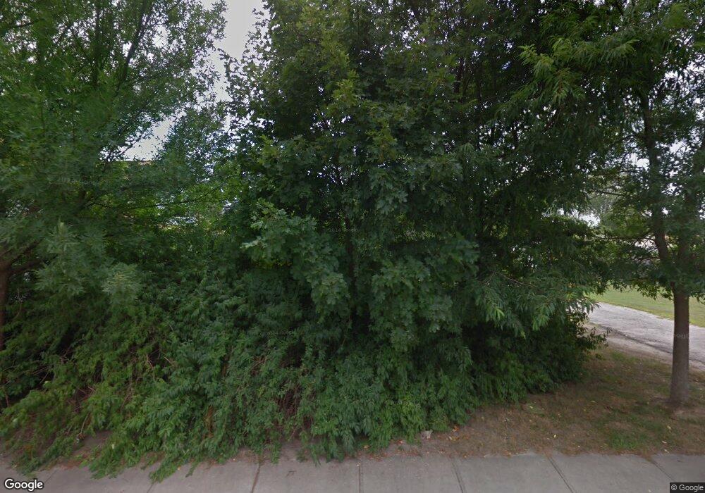 250 Strawberry Field Rd, Warwick, RI 02886 - photo 1