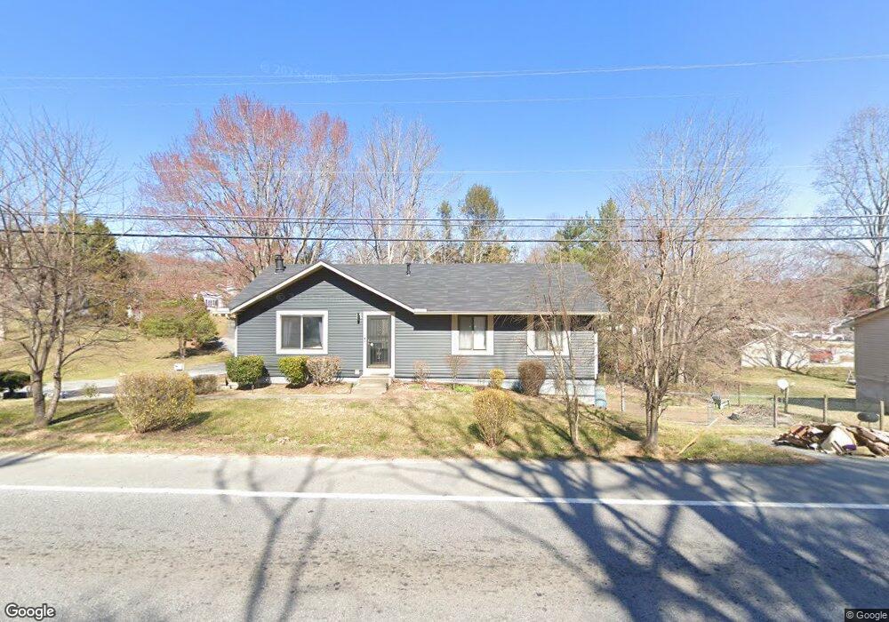 102 Joanne Ln, Hendersonville, NC 28792 - photo 1