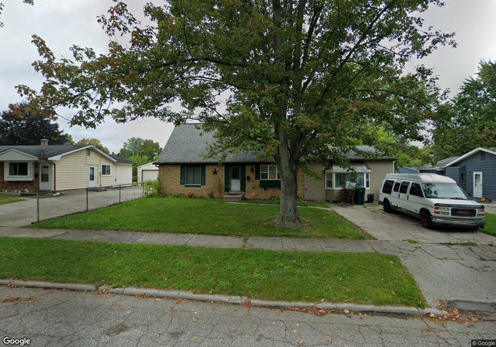 3524 Wedgewood Dr, Lansing, MI 48911 - photo 1