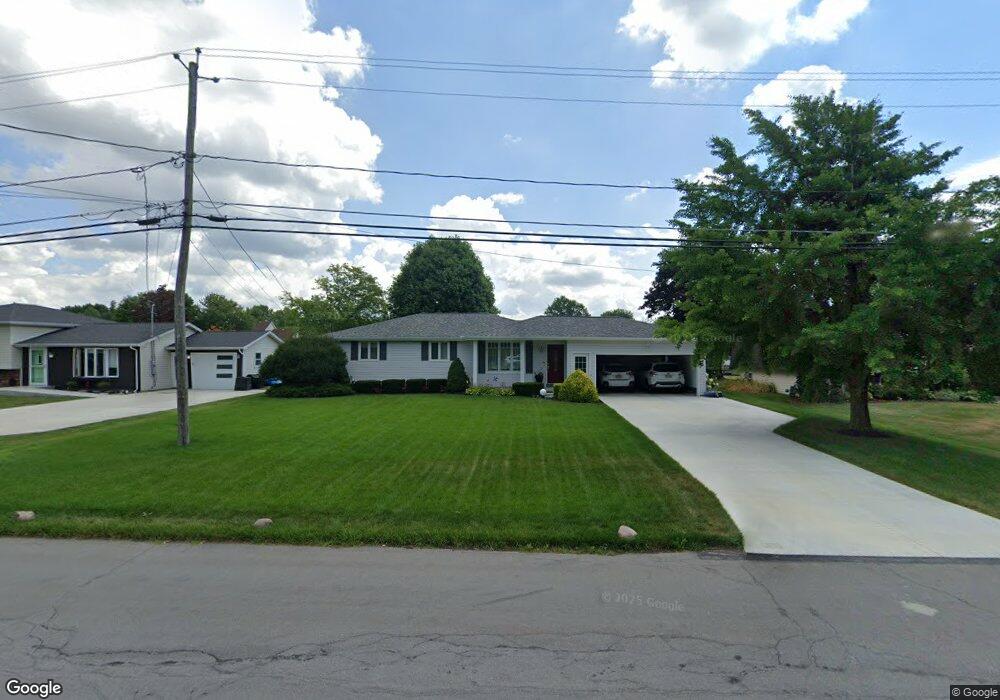7215 Nickett Dr, North Tonawanda, NY 14120 - photo 1