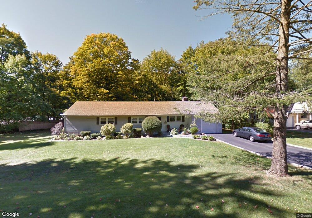 82 Hazelton Cir, Briarcliff Manor, NY 10510 - photo 1