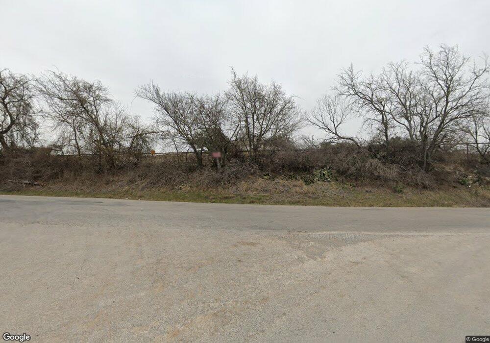 602 Advance Rd, Weatherford, TX 76088 - photo 1