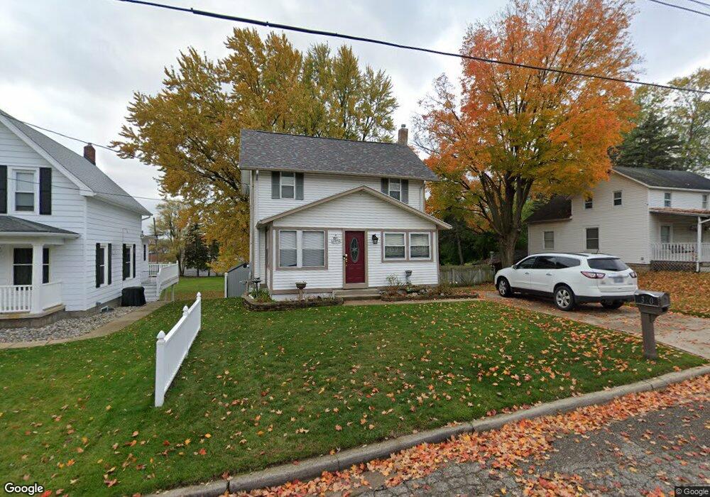 320 Crest St, Lansing, MI 48910 - photo 1