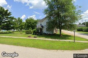 109 S 6th St, Avoca, WI 53506