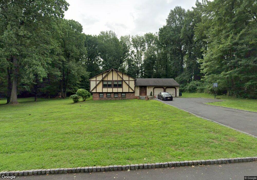 4 Linden Ln, Scotch Plains, NJ 07076 - photo 1