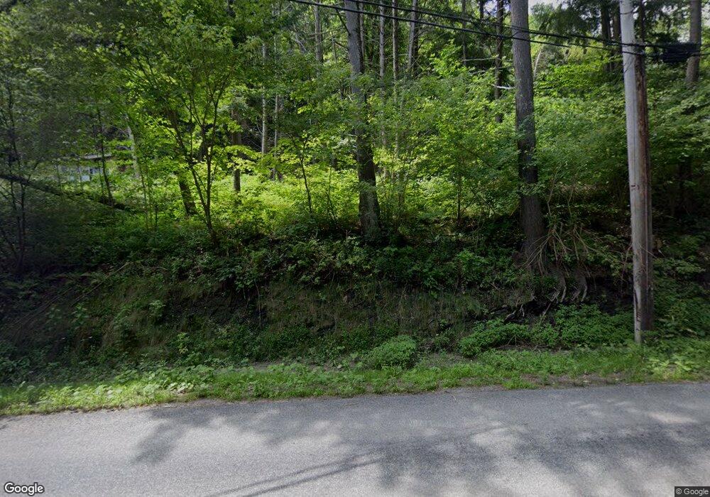 394 Pleasant Valley Rd, Bellows Falls, VT 05101 - photo 1