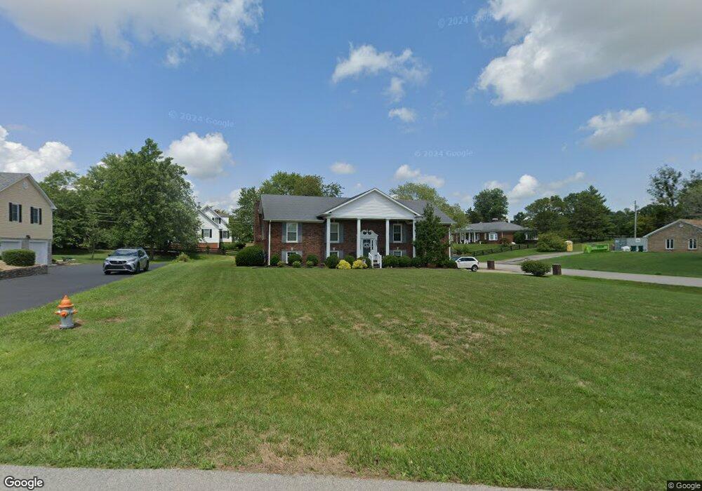 557 Chesapeake Dr, Harrodsburg, KY 40330 - photo 1