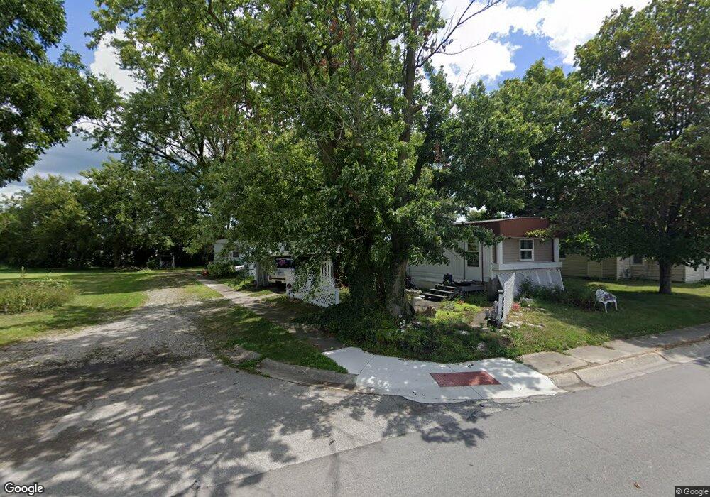 348 E Compromise St, Berne, IN 46711 - photo 1