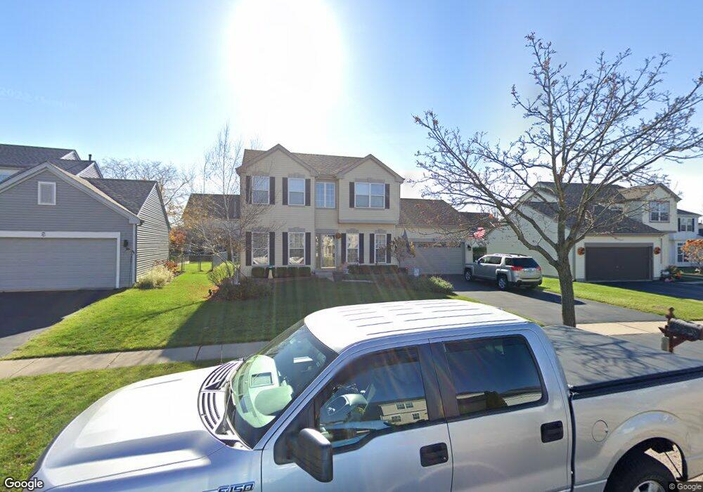 8 Gail Ct, Lake In the Hills, IL 60156 - photo 1