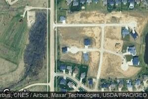 1709 Katie Ct, Davenport, IA 52807