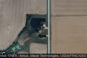21287 112th Ave, Delta, IA 52550