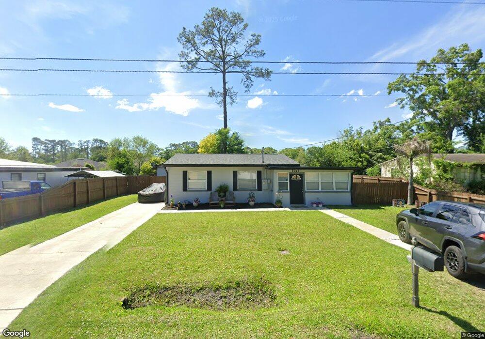 6042 Commodore Dr, Jacksonville, FL 32244 - photo 1