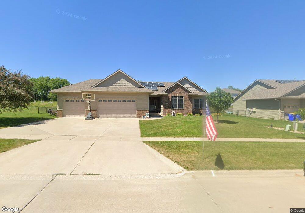 705 Sullivan St, West Branch, IA 52358 - photo 1