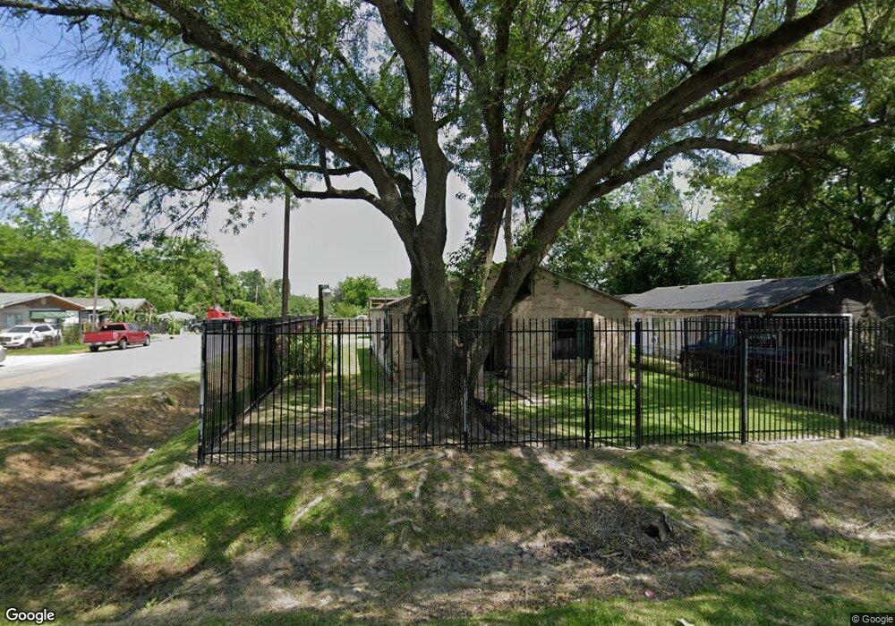 11050 Epsom Rd, Houston, TX 77093 - photo 1