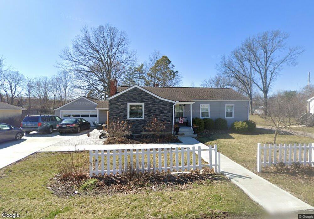 527 Mulberry St, Marysville, OH 43040 - photo 1