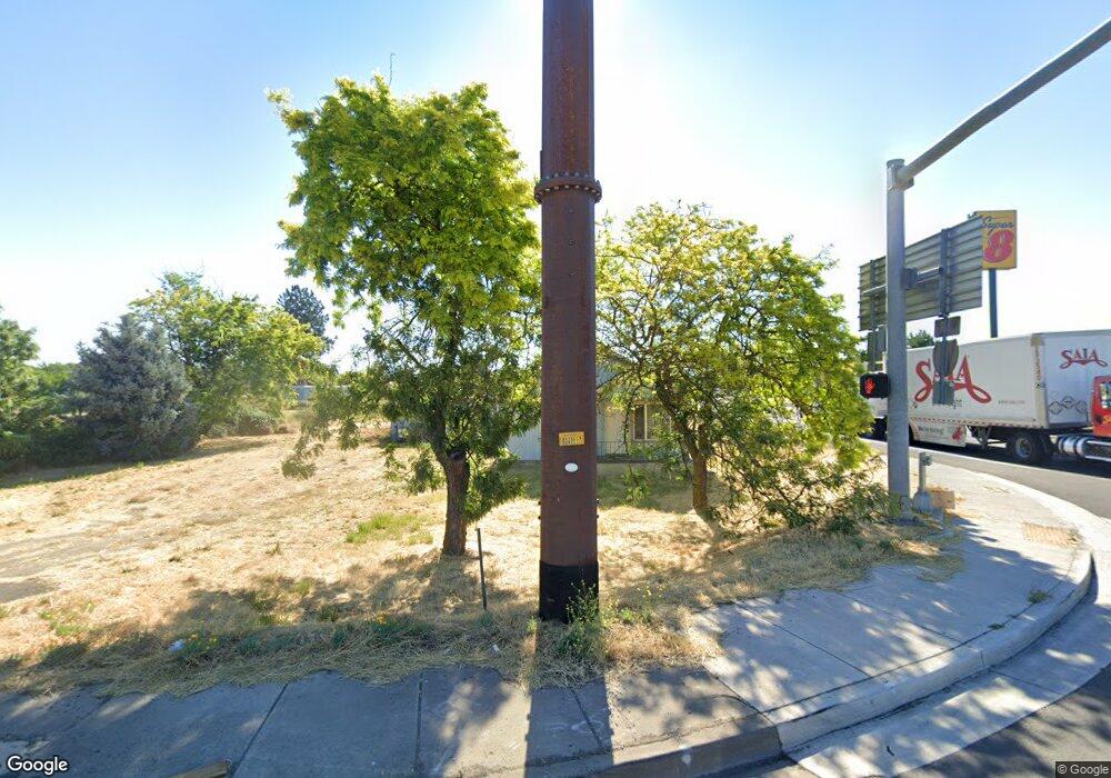 4258 Hamrick Rd, Central Point, OR 97502 - photo 1