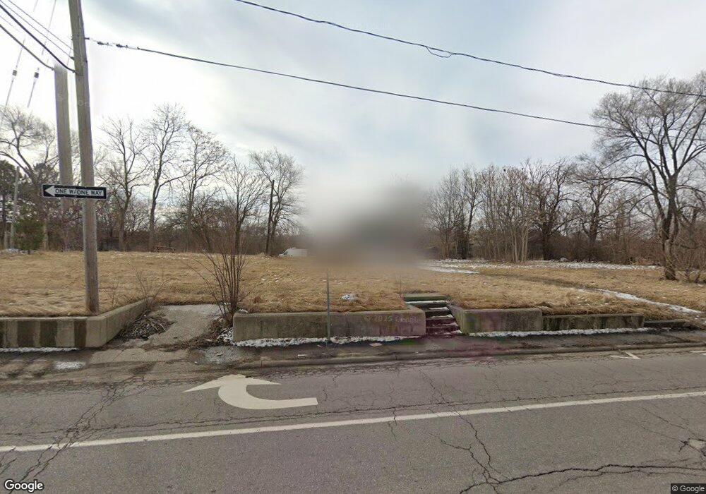 1276 Davison Rd, Flint, MI 48506 - photo 1