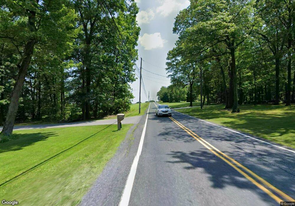 2920 Valley View Dr, Bath, PA 18014 - photo 1