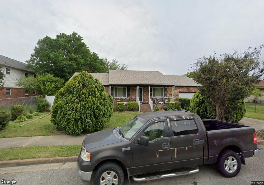 665 Jefferson St, Portsmouth, VA 23704 - photo 1