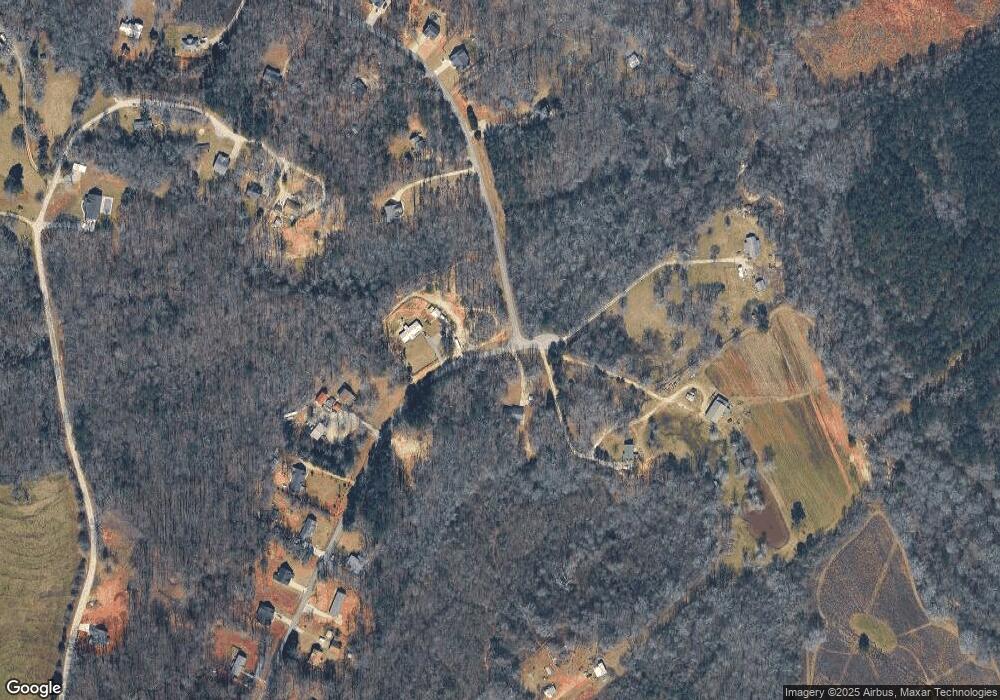 370 Mountain Creek Dr, Maysville, GA 30558 - photo 1