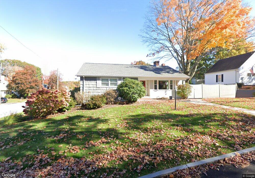 653 Fairfield St, Manchester, NH 03104 - photo 1