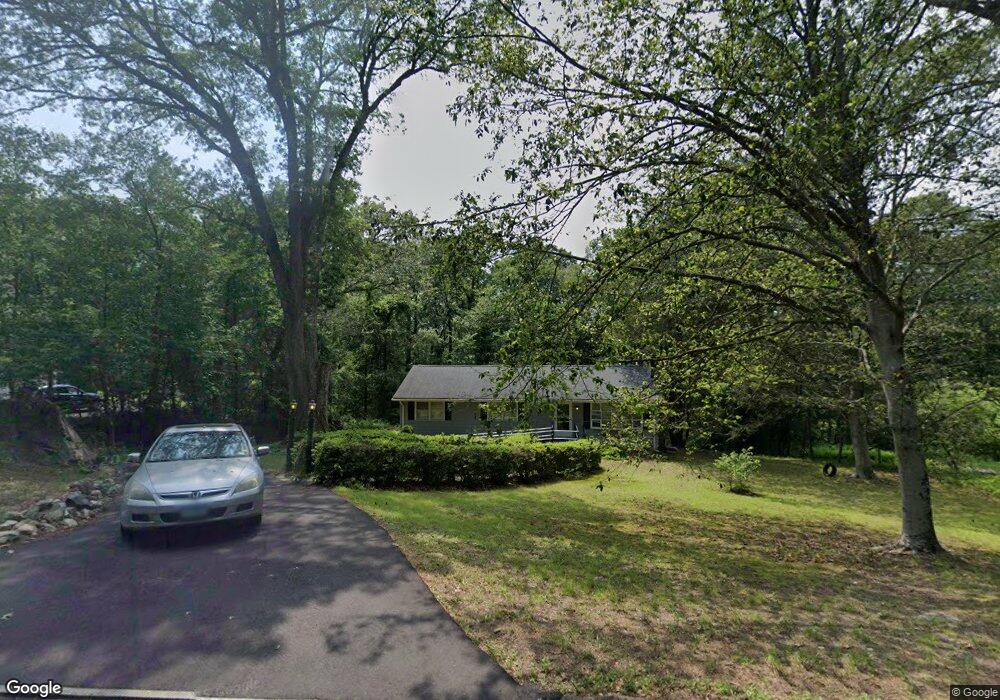 1125 Warner Hill Rd, Stratford, CT 06614 - photo 1