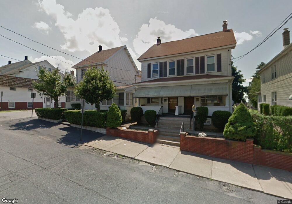 706 Carson St, Hazleton, PA 18201 - photo 1