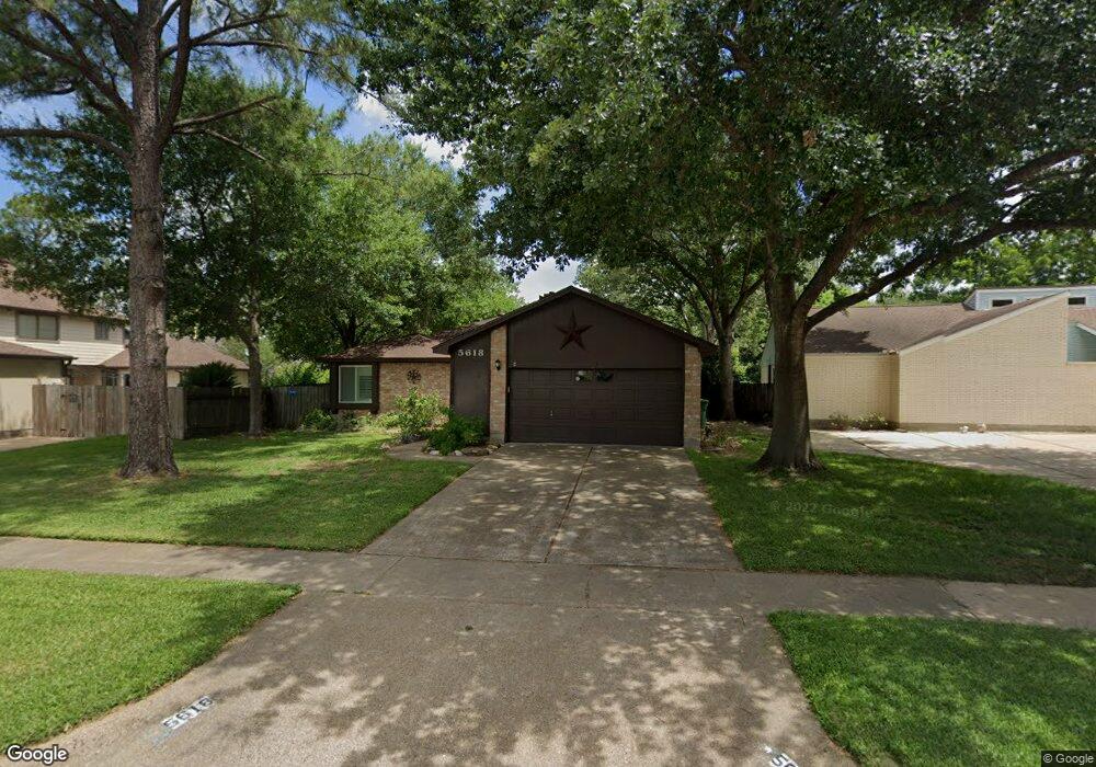 5618 Water Leaf Ln, Houston, TX 77088 - photo 1