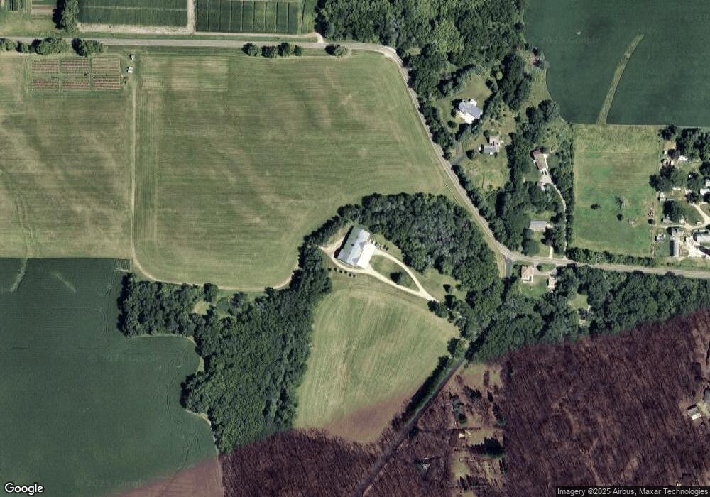 2373 Fitchburg Rd, Fitchburg, WI 53593 - photo 1