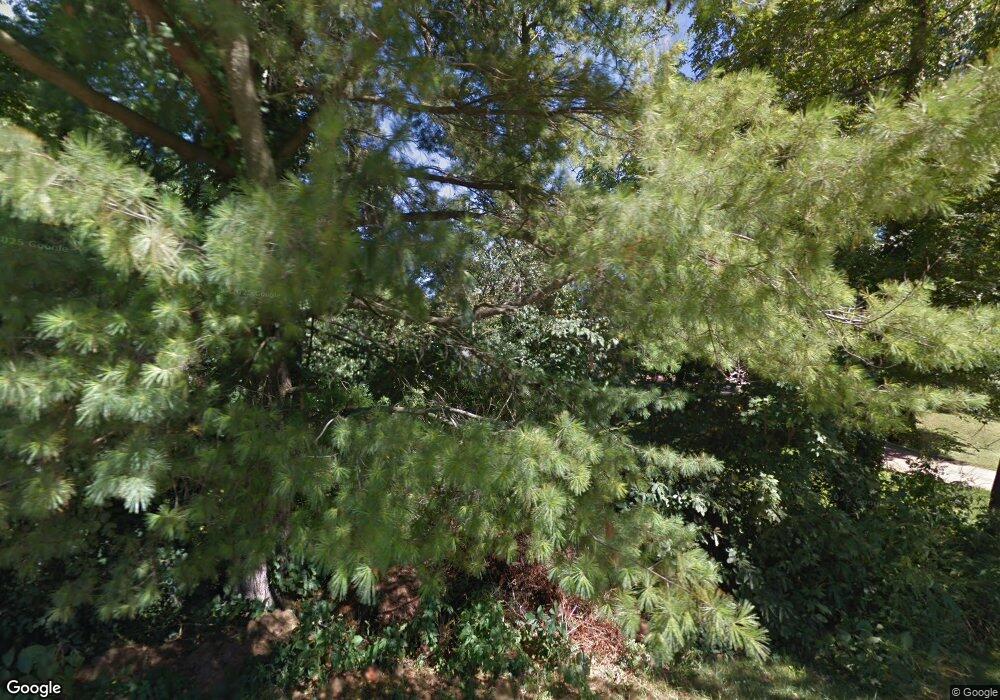 24 Woodlawn Dr, Batesville, IN 47006 - photo 1