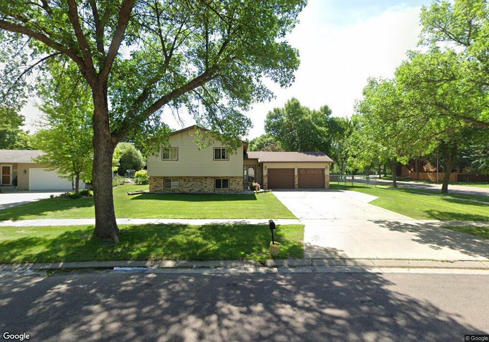 1760 Park Blvd S, Fargo, ND 58103 - photo 1