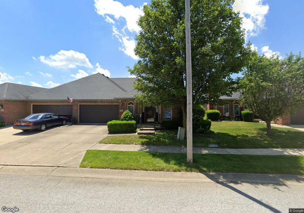 238 Andrews Boulevard East Dr, Plainfield, IN 46168 - photo 1