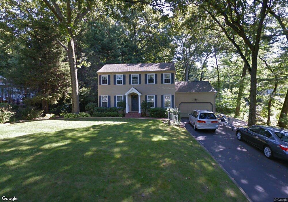 26 1/2 Overbrook Rd, Norwalk, CT 06851 - photo 1