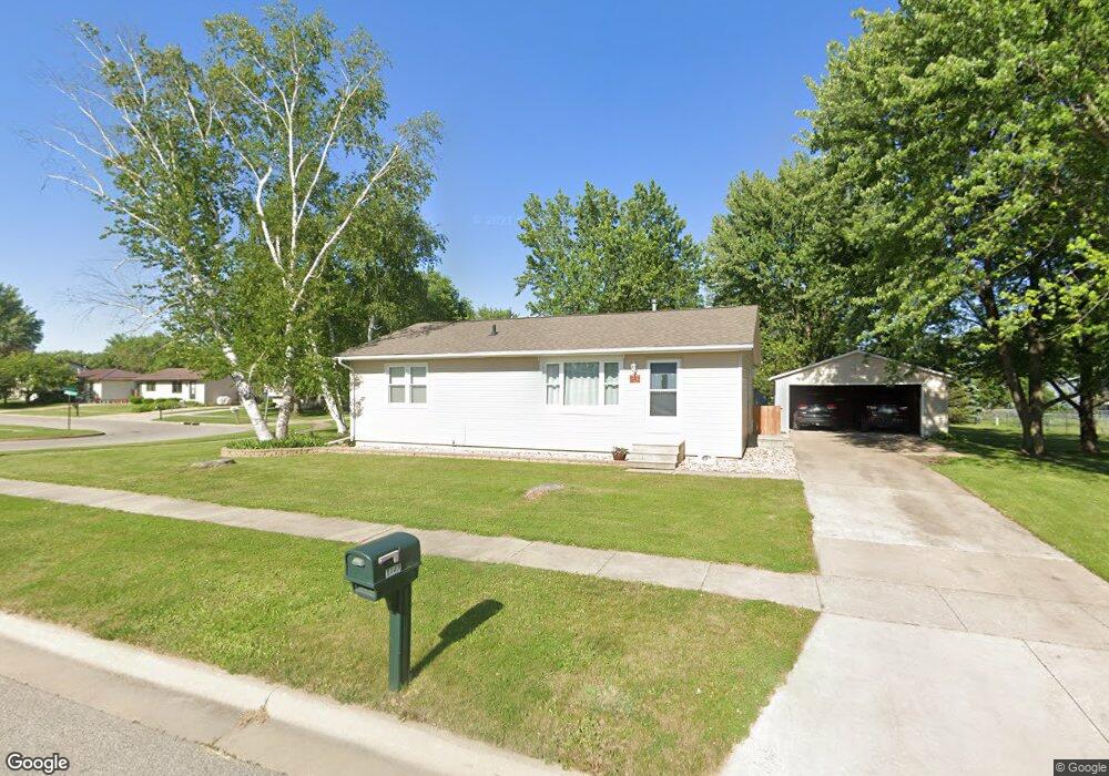 1243 Aspen Dr, Waterloo, IA 50701 - photo 1