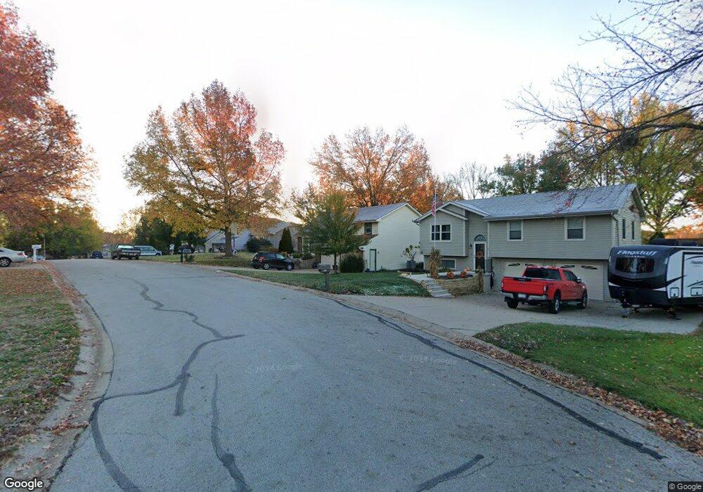 106 Ferncliff St, Lansing, KS 66043 - photo 1