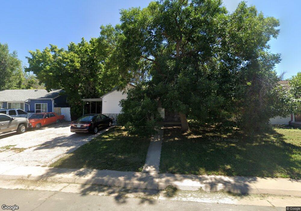 860 Kenton St, Aurora, CO 80010 - photo 1