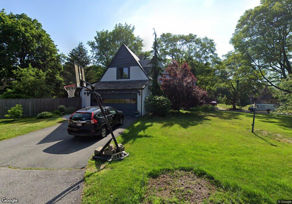 12 Kinnicutt Rd, Worcester, MA 01602 - photo 1