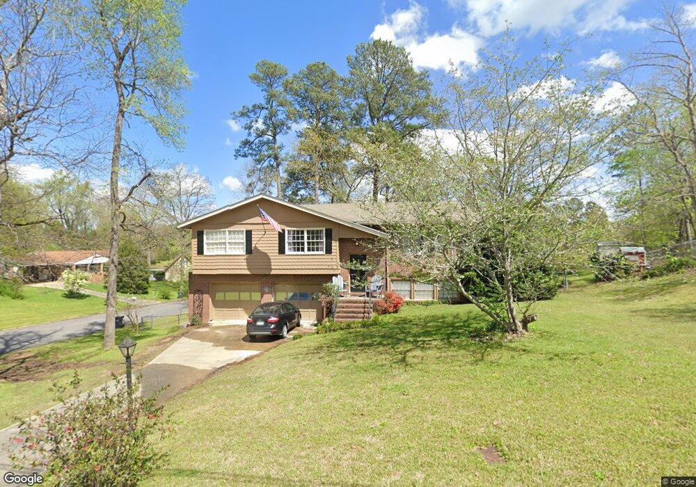 100 Allenwood Cir SW, Milledgeville, GA 31061 - photo 1