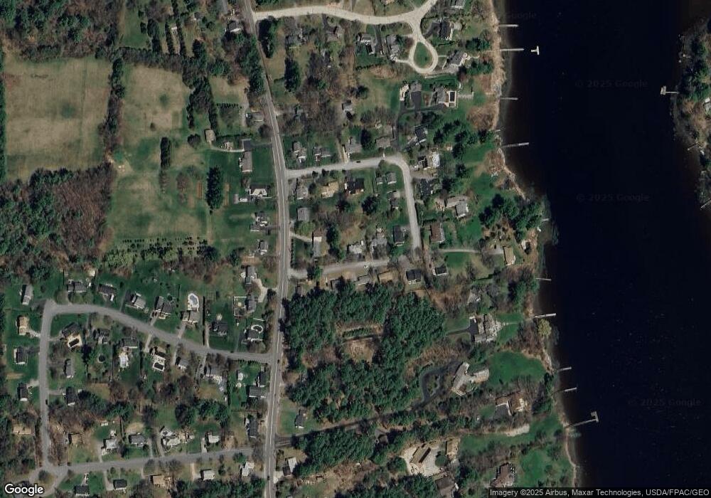 23 Roberts Rd, Dover, NH 03820 - photo 1