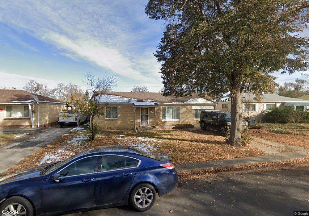 2330 Lansing St, Aurora, CO 80010 - photo 1