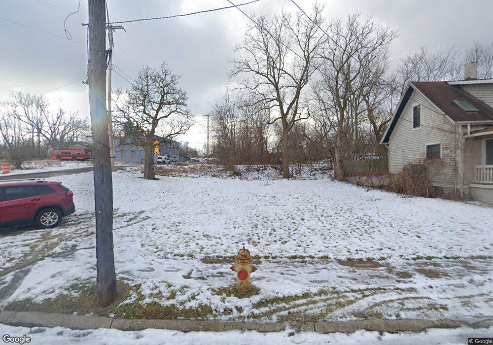 2001 Beckwith Ct, Flint, MI 48503 - photo 1
