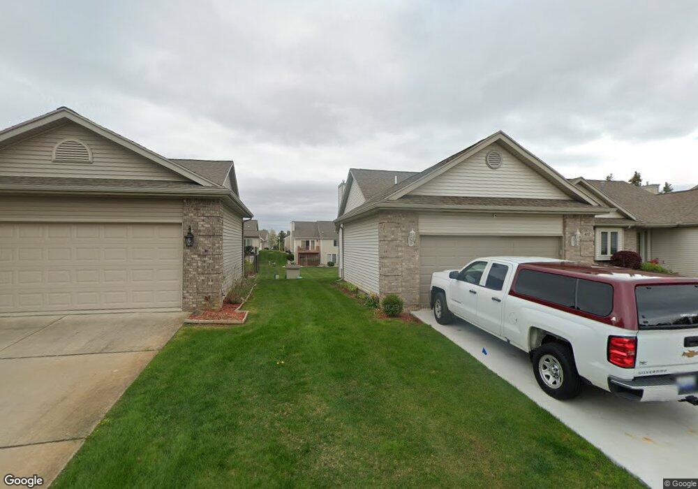 417 White Pine Blvd, Lansing, MI 48917 - photo 1