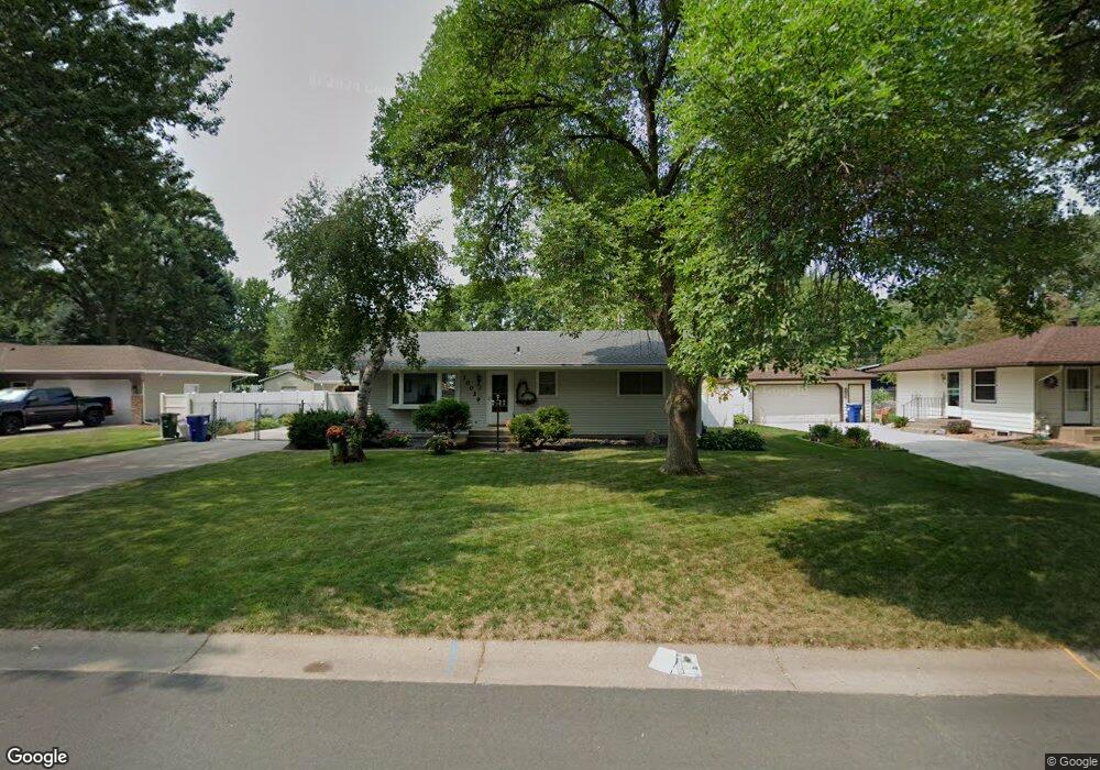 10029 Nathan Ln N, Maple Grove, MN 55369 - photo 1