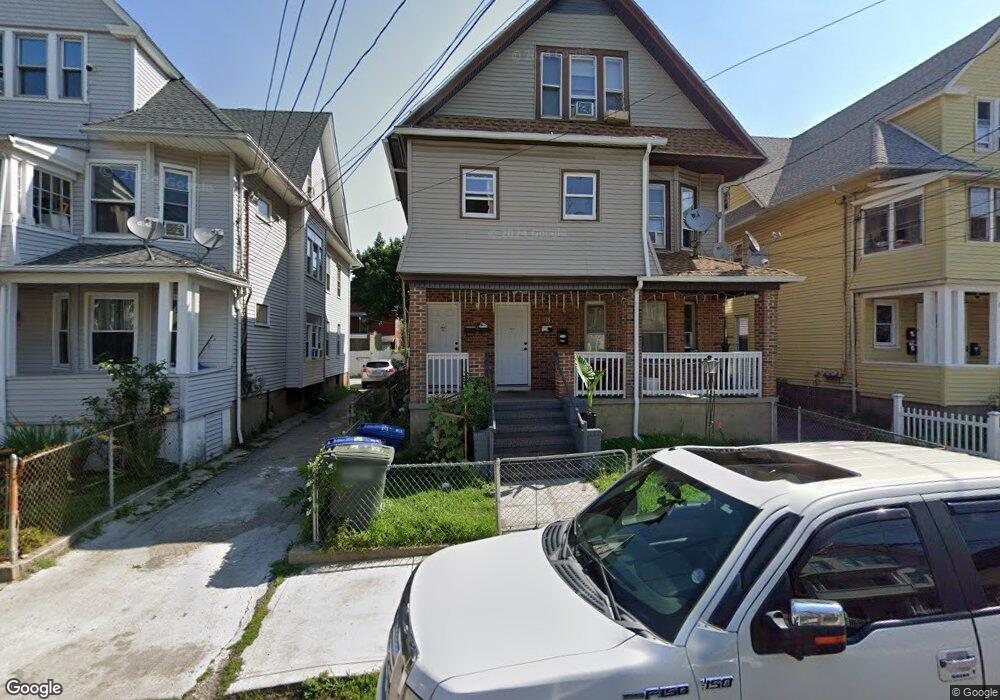 218 Parrott Ave unit 1 fl, Bridgeport, CT 06606 - photo 1