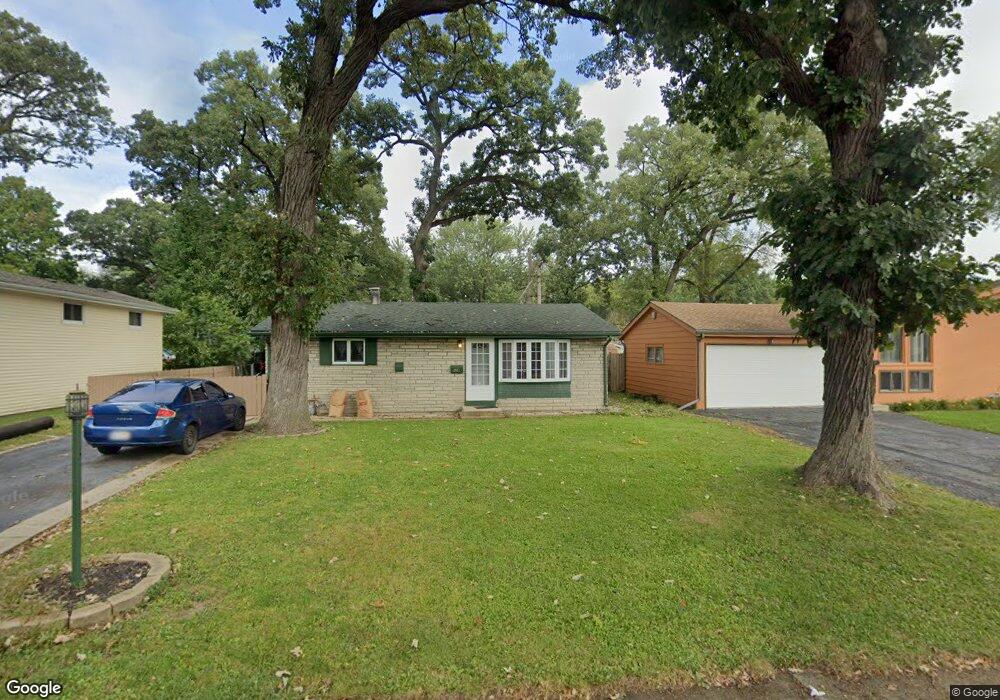 628 Santa fe Ave, Carpentersville, IL 60110 - photo 1