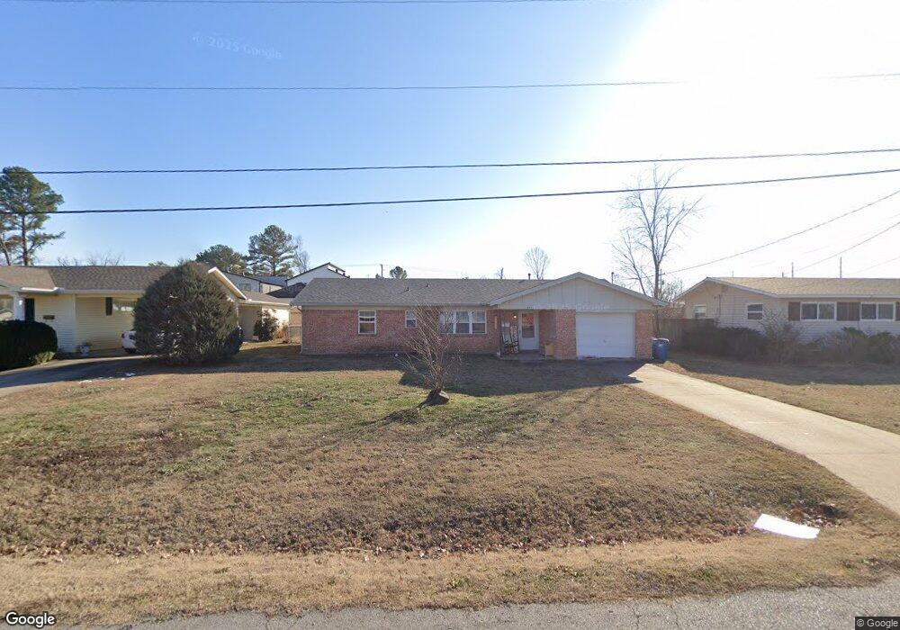 807 NW 11th St, Bentonville, AR 72712 - photo 1