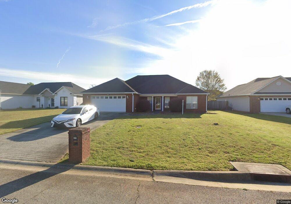 207 Margeson Dr, Warner Robins, GA 31088 - photo 1