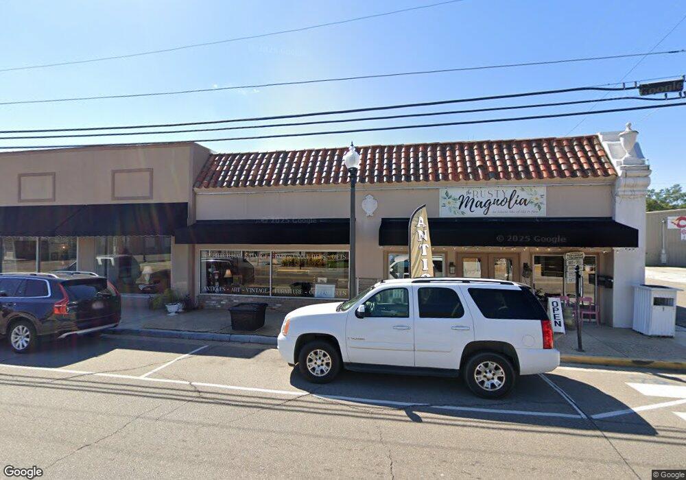 129 W Canal St, Picayune, MS 39466 - photo 1