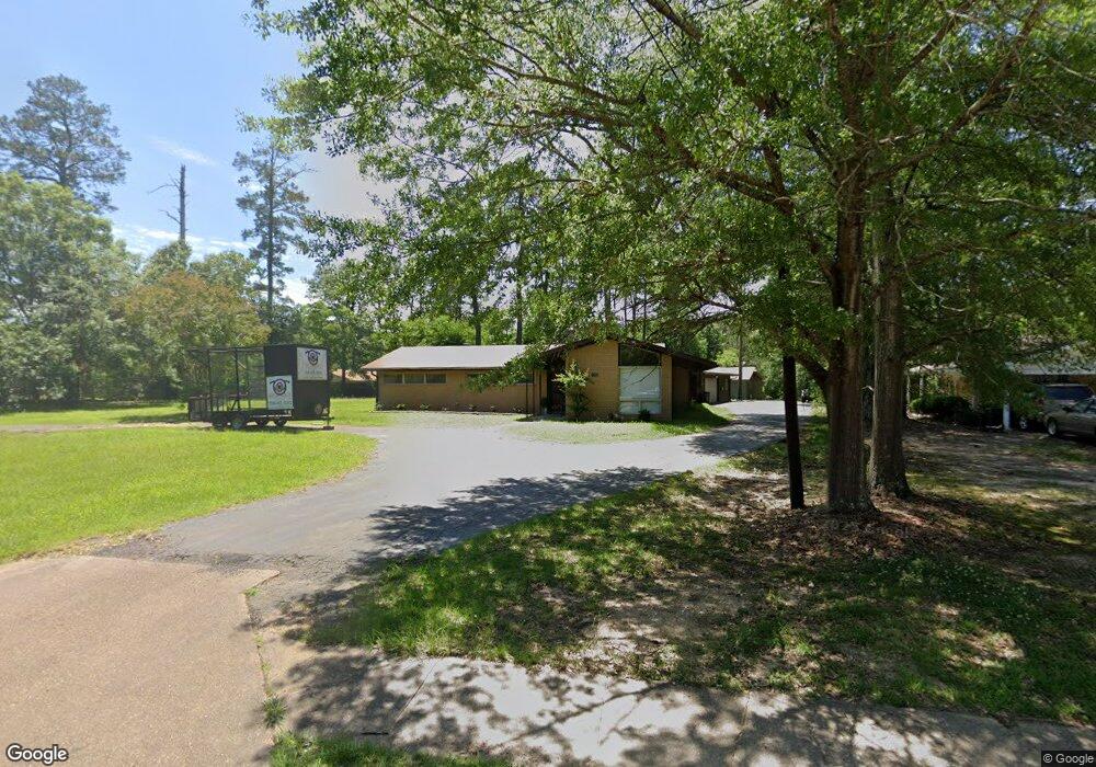 513 Edgewood Dr, Pineville, LA 71360 - photo 1